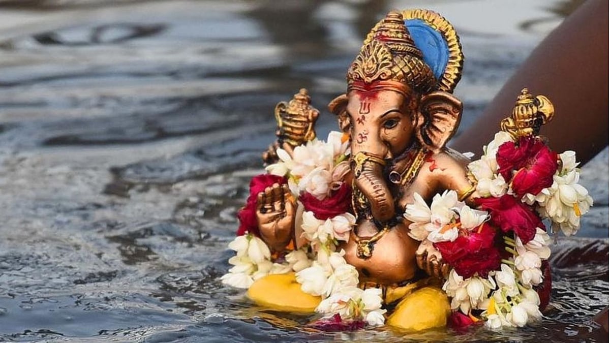 અનંત ચતુર્દશી પર ગણેશ વિસર્જન કરતા પહેલા જાણી લો આ ખાસ નિયમો, ભૂલથી પણ ન કરતા આ ભૂલ। 2 Ganesh Visarjan