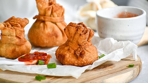 festive snack recipe crispy paneer potli Recipe for festivals.