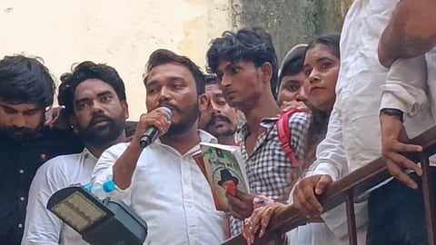Agra Dalit Mahapanchayat Seeks Action Against Alleged Remark on Valmiki Community