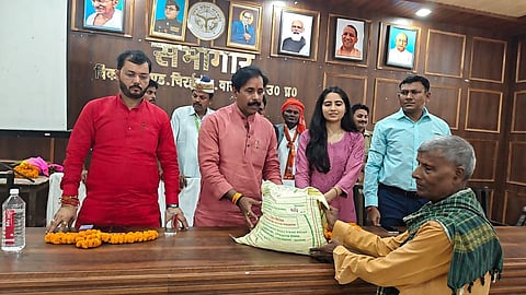 Free Seed Mini Kits Distributed to 58 Farmers in Varanasi