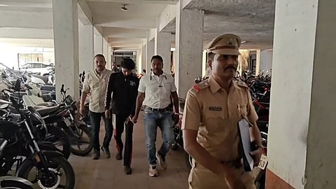malegaon crime minor rape case accused muzaffar qureshi arrested pocso act