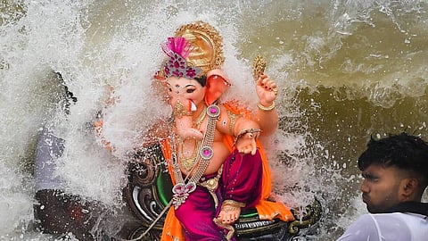Ganesh visarjan 2026 wishes messages.