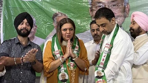 sanjay dutt sister mamta dutt joins jdu