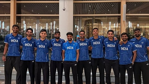 India Badminton Men Team Lost By China