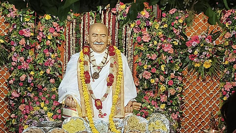Neem Karoli Baba Punyatithi: Thousands of Devotees Gather at Vrindavan Ashram