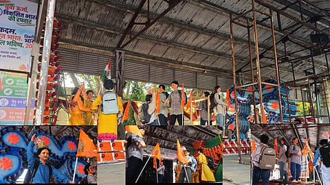 Grand procession of 22 traditional tableaux in Indore