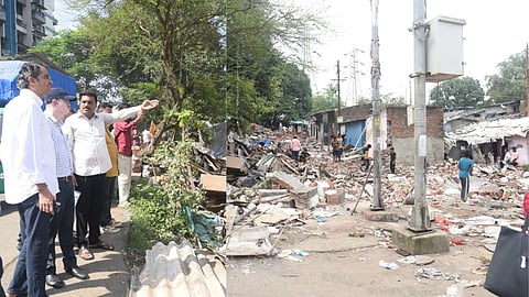 Thakurli Flyover KDMC Removes 58 Encroachments Construction