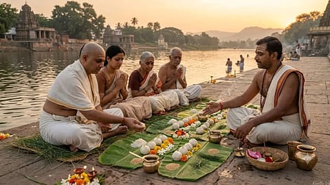 Tarpan Karte Samay Dakshin Disha