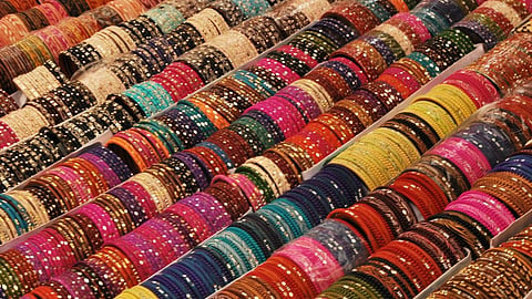 Karwa chauth 2026 red bangles styling ideas.