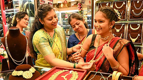 Gold Rate Today 2 October 2026 Delhi Mumbai