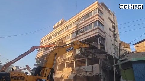 Indore Municipal Corporation road widening action;
