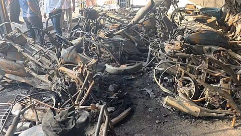 nagpur garage fire 20 two wheelers burnt