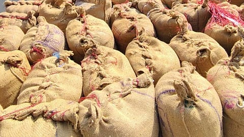 Nashik Jalgaon Government Ration Ration Shop Irregularity