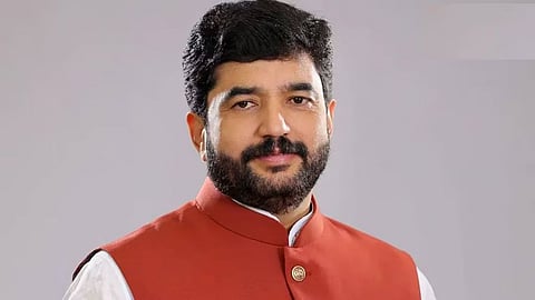 Murlidhar Mohol SIR Thackeray Brothers Protest Political Row