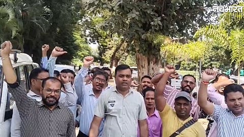 Madhya Pradesh contract electricity employees announcing protest