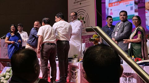 Prayagraj Ranks No. 1 in UP for Ayushman Cards for Senior Citizens, 76,538 Cards Issued 