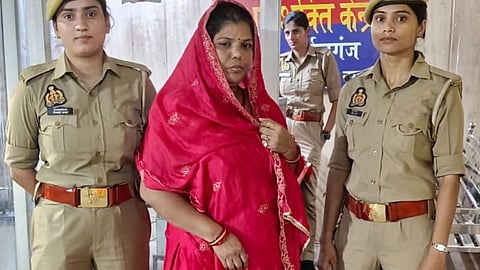 Kanpur Police Arrest Woman for Betting on Stock Market Fluctuations, 7,190 and Betting Slips Seized