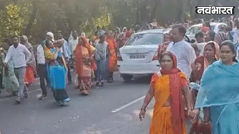 thousands of women cooks protest in Bhopal over unpaid honorarium
