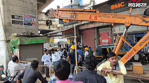 Kalyan Railway Station KDMC Stall Removal Action Controversy