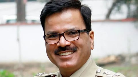 jitendra kumar new rpf director general sonali mishra