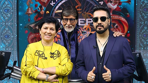 Mika Singh Gift To Amitabh Bachchan