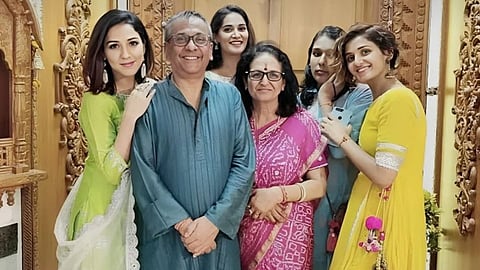 Neeti Mohan Father Death