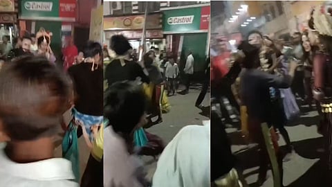 Clash During Maa Kali Procession in Aligarh, Video of Snake Dance Artists Fighting Goes Viral