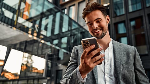 spend your entire day on your mobile or in front of a screen impact your mental health