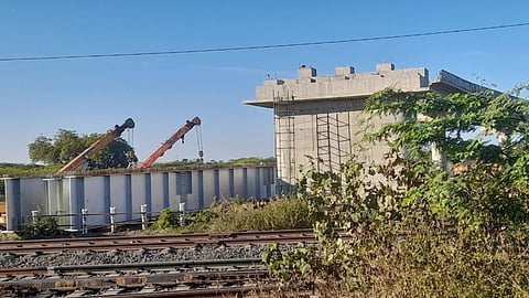 akola new tapadia nagar railway overbridge january opening