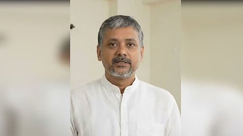 Agra MLC Election: SP Candidate Akash Agarwal Breaks Down, Alleges Booth Capturing; Inquiry Ordered