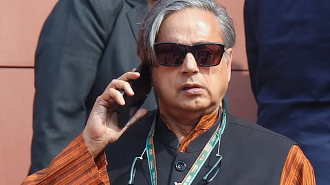 shashi tharoor