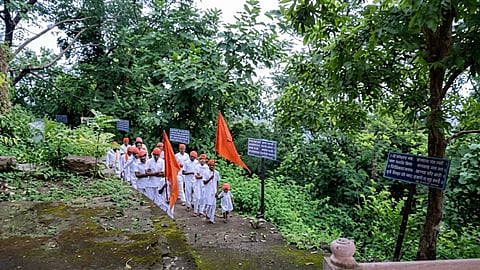 chandrapur tukdoji maharaj 58th death anniversary palki yatra