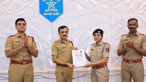 amravati police officers excellent work award ceremony