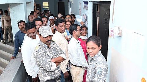 gadchiroli graduate election voting percentage bjp congress