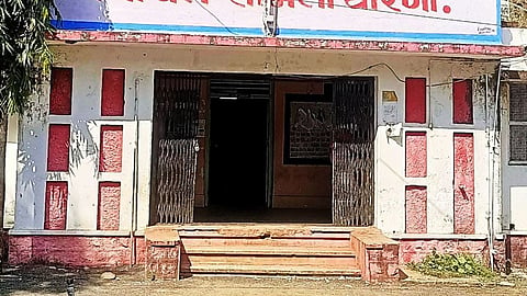 dharni council chief officer avinash kute death threat