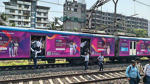 mumbai local train delay mulund thane overhead wire fault