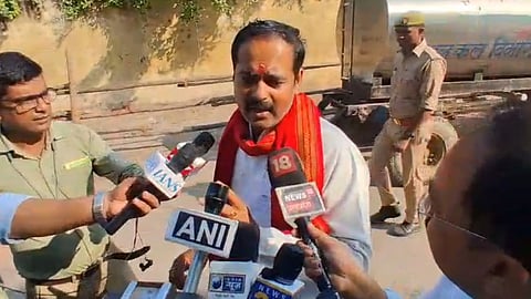 Varanasi Administration Under Scrutiny Over Media Entry Passes and Strongroom CCTV Allegations