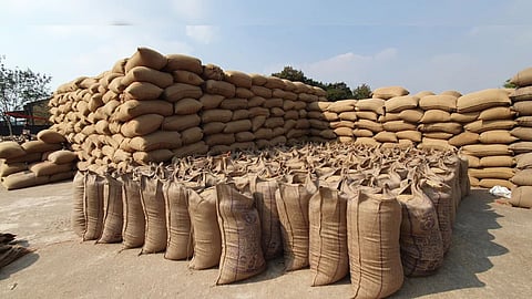 gondia paddy procurement centres 112 approved 82 pending