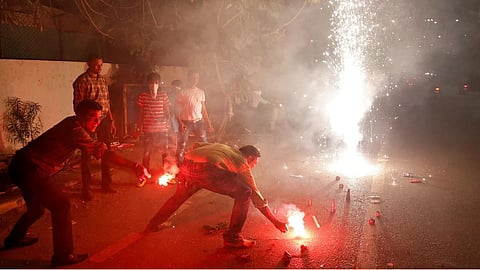 Diwali pollution how to protect eyes lungs firecracker smoke.