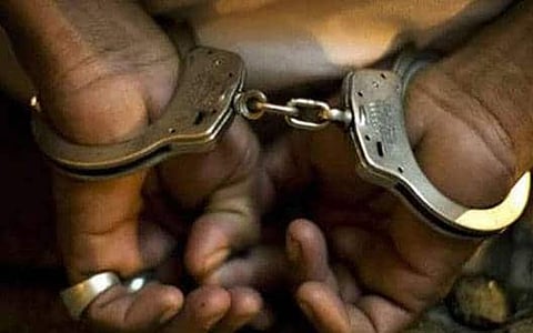 Eight arrested, including two soldiers in anti-corruption squad raid