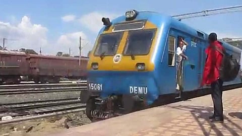 दीवाली और छठ पूजा के लिए रेल मंत्री ने यात्रियों को दी सौगात, 7 हजार स्पेशल ट्रेन चलाने का ऐलान