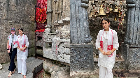 Sara Ali Khan arrived at Kamakhya temple, shared many beautiful pictures from Assam: बॉलीवुड की खूबसूरत अदाकारा सारा अली खान (Sara Ali Khan) ने रविवार को इंस्टाग्राम पर असम से कुछ तस्वीरें पोस्ट की थीं, जोकि सोशल मीडिया पर काफी पसंद की जा रही हैं। इस दौरान अभिनेत्री असम में स्थित कामाख्या मंदिर में माता के दर्शन करती दिखाई दी। इस दौरान सारा सफेद कुर्ता पायजामा और पारंपरिक असमिया गामोसा पहने मंदिर में दिखाई दी। अभिनेत्री ने वहां पर अपनी खूब तस्वीरें भी खिंचवाई। इन तस्वीरों को सोशल मीडिया पर पोस्ट करते हुए सारा ने कैप्शन में लिखा ‘#शांति #कृतज्ञता #धन्य...।‘ मालूम हो कि कोरोना महामारी के कारण कामाख्या मंदिर कई दिनों से बंद था। 30 जून तक कथित तौर पर मंदिर में भक्तों का प्रवेश प्रतिबंधित कर दिया गया था। खैर, देखें इन खूबसूरत तस्वीरों को- (फोटो साभार- @ Sara Ali Khan)
