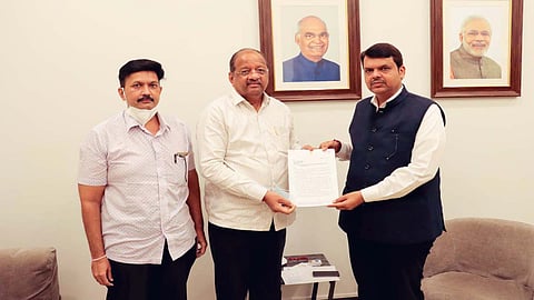 Devendra Fadnaviss support to Gopal Shetty Protest
