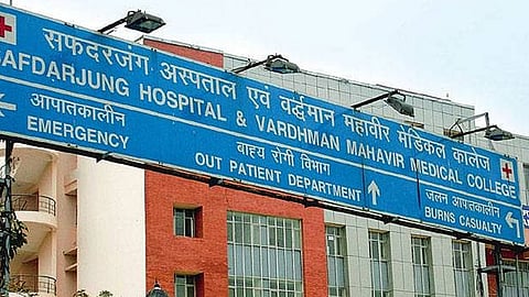 safdarjung-hospital