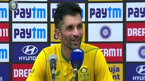 South Africa cricketer keshav-maharaj-ask-in-press-conference-who-is-ms-dhoni-india-vs-south-africa