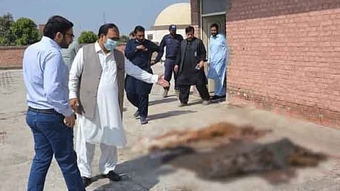 pakistan-nearly-500-died-bodies-found-in-punjab-nishtar-hospital-in-pakistan-cm-parwez-ordered-probe