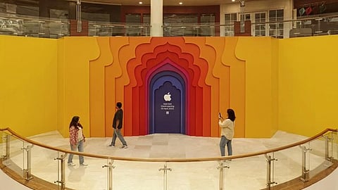 APPLE-DELHI
