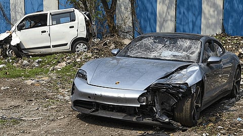 Pune Porsche car accident, Procedural flaws in bail order of minor