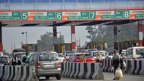 FASTag बंद होने की खबर पर आया बड़ा अपडेट, जानिए सच्चाई और GNSS टोलिंग सिस्टम की पूरी डिटेल