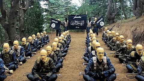 Pakistan: खुद का बोया काट रही है पाक सरकार, अगस्त महीने में पाकिस्तान पर हुए 59 आतंकवादी हमले